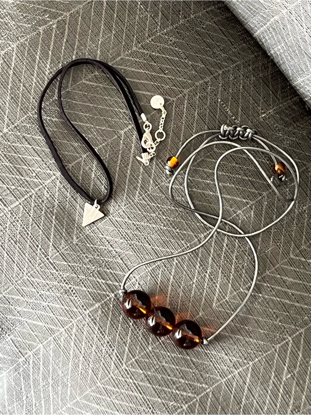 NWOT Marilyn Schiff Brown Bead Necklace & Black & Silver Arrowhead Necklace